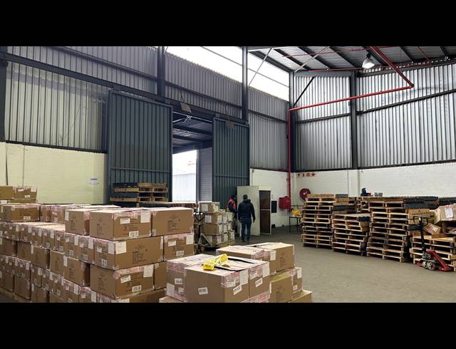 5,552M² WAREHOUSE TO LET IN EPPING INDUSTRIAL